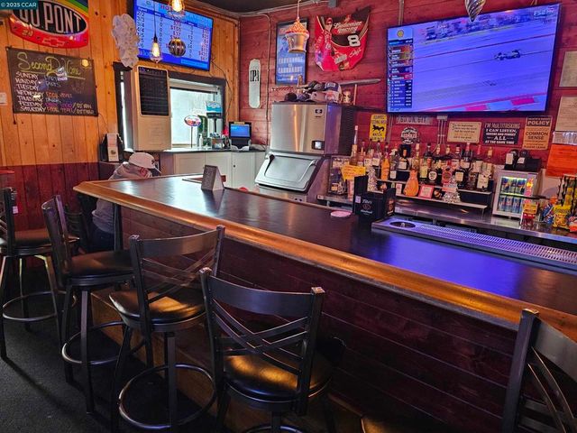 4160 Appian Way, El Sobrante, CA 94803