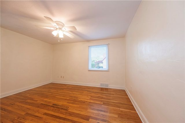 22 Herbst Rd, Kennedy Twp, PA 15108