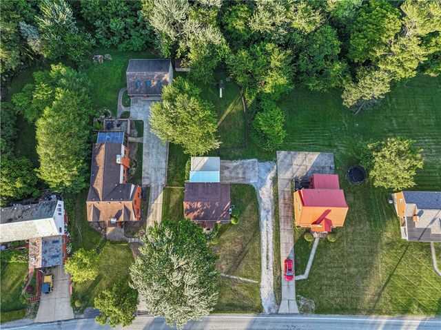 22 Herbst Rd, Kennedy Twp, PA 15108