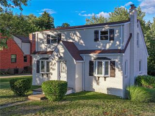 22 Herbst Rd, Kennedy Twp, PA 15108