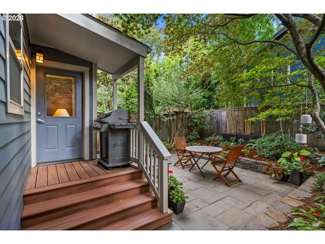 3808 Ne 7TH Ave, Portland, OR 97212