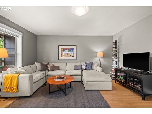 3808 Ne 7TH Ave, Portland, OR 97212