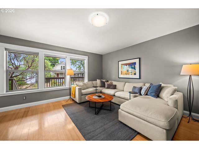3808 Ne 7TH Ave, Portland, OR 97212