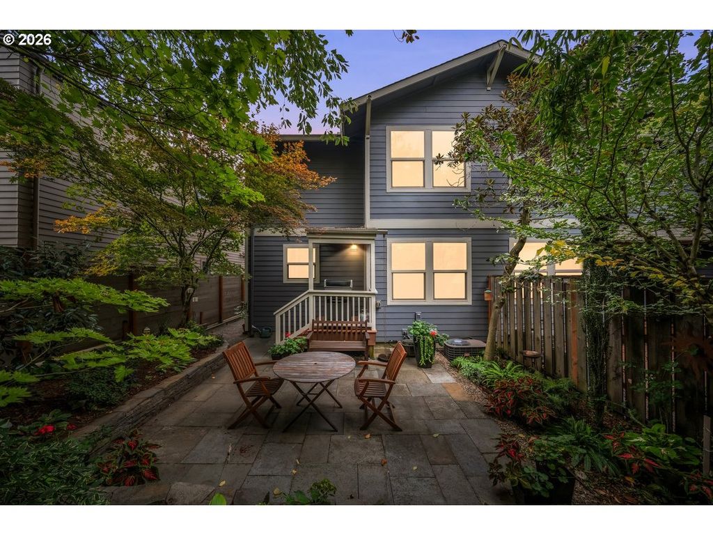 3808 Ne 7TH Ave, Portland, OR 97212