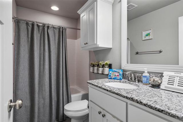 8716 SW 38th Street, Oklahoma City, OK 73179