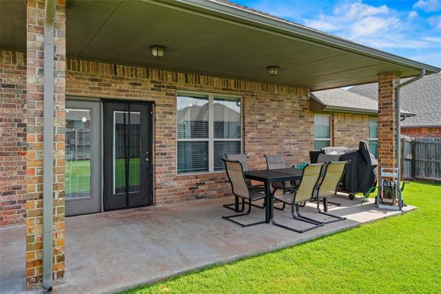 8716 SW 38th Street, Oklahoma City, OK 73179