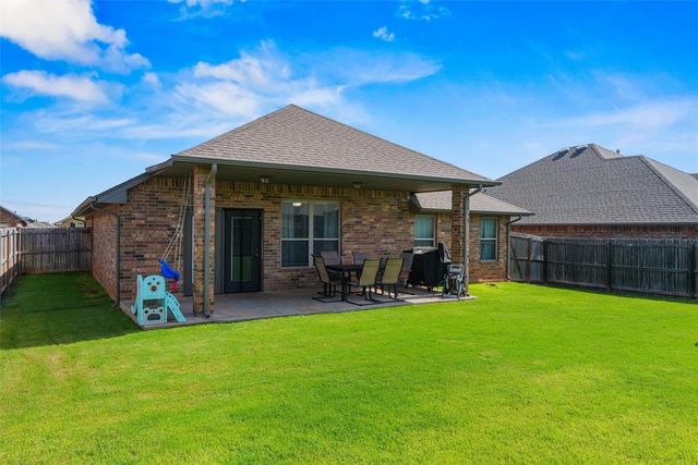 8716 SW 38th Street, Oklahoma City, OK 73179