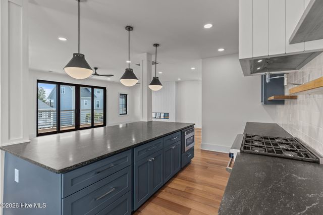 220 Georgia Avenue, Carolina Beach, NC 28428