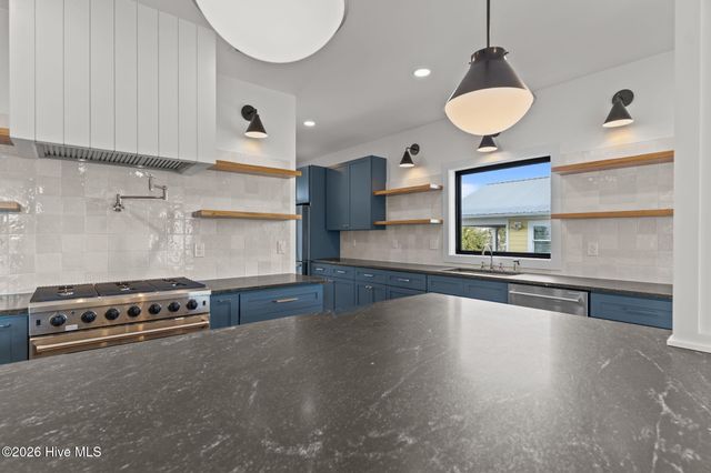 220 Georgia Avenue, Carolina Beach, NC 28428