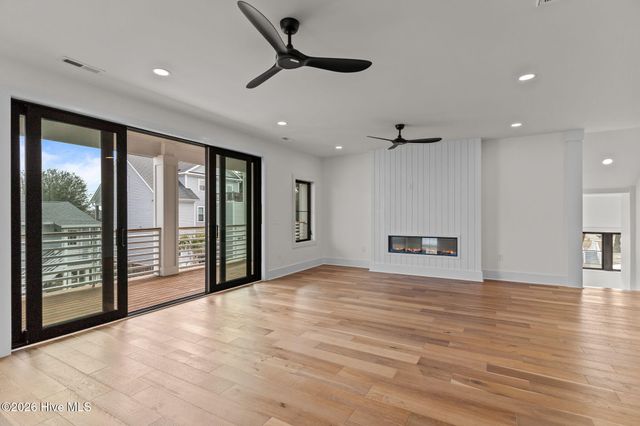 220 Georgia Avenue, Carolina Beach, NC 28428