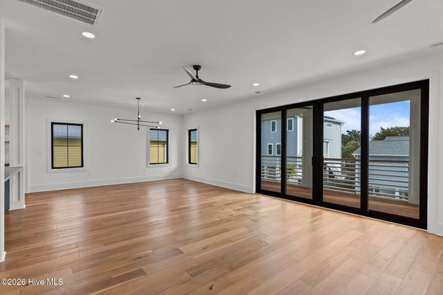 220 Georgia Avenue, Carolina Beach, NC 28428