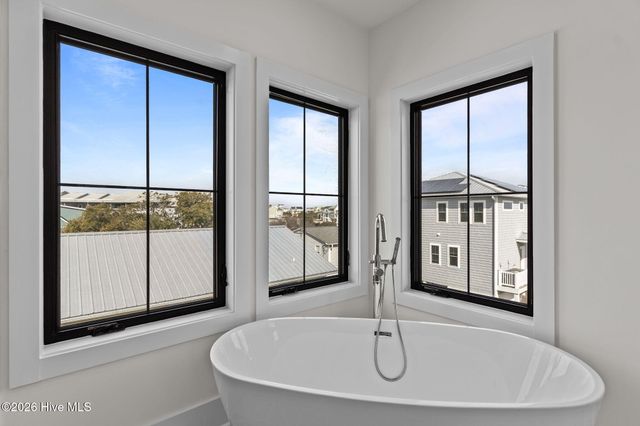 220 Georgia Avenue, Carolina Beach, NC 28428