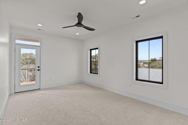 220 Georgia Avenue, Carolina Beach, NC 28428