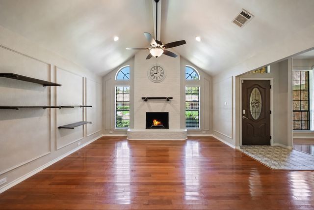 1908 Lavaca Trail, Carrollton, TX 75010