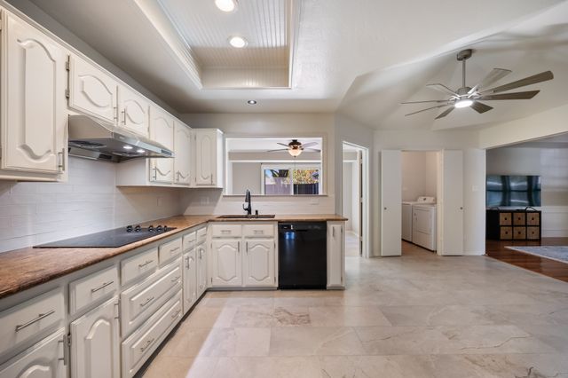 1908 Lavaca Trail, Carrollton, TX 75010