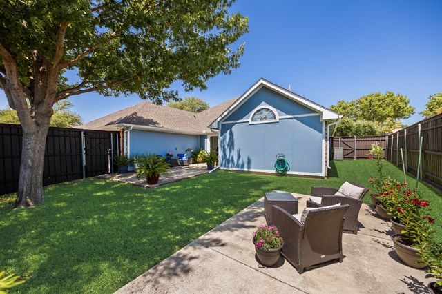 1908 Lavaca Trail, Carrollton, TX 75010