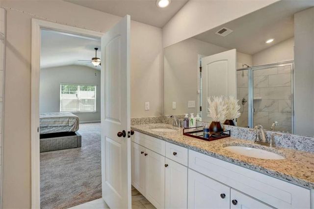 416 Traditions Lane, Hampton, GA 30228