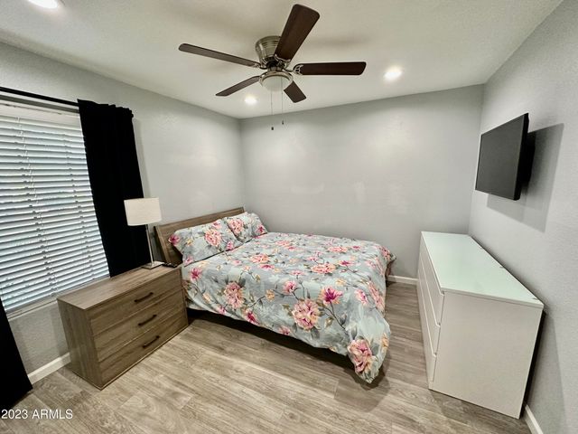 8020 E THOMAS Road 113, Scottsdale, AZ 85251