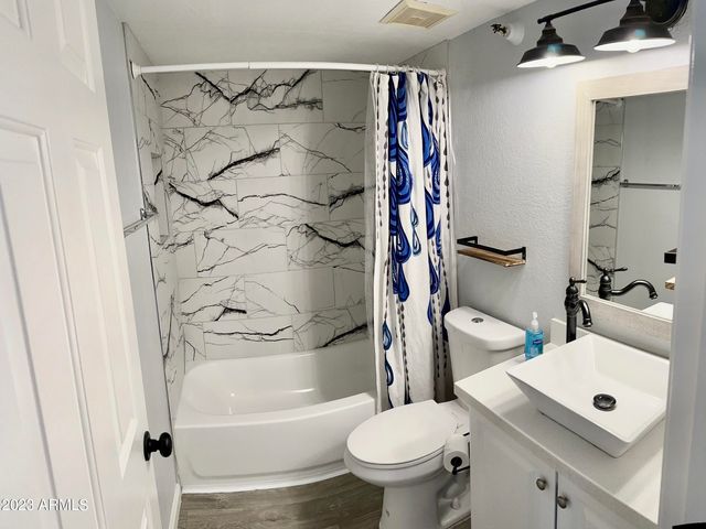 8020 E THOMAS Road 113, Scottsdale, AZ 85251