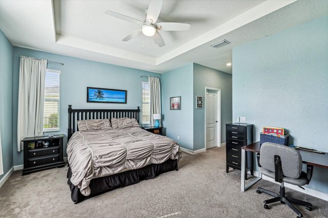 7222 NW Farnsworth Circle, Port St Lucie, FL 34987
