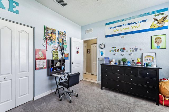 7222 NW Farnsworth Circle, Port St Lucie, FL 34987