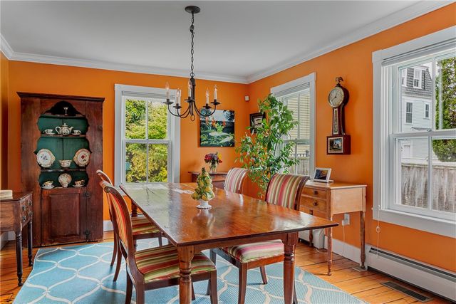 15 Cross Street, Newport, RI 02840