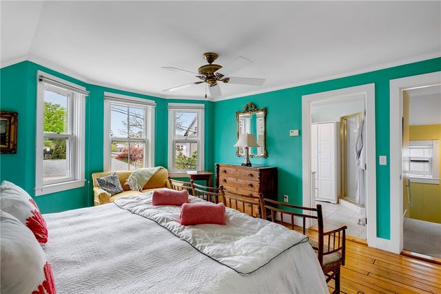 15 Cross Street, Newport, RI 02840