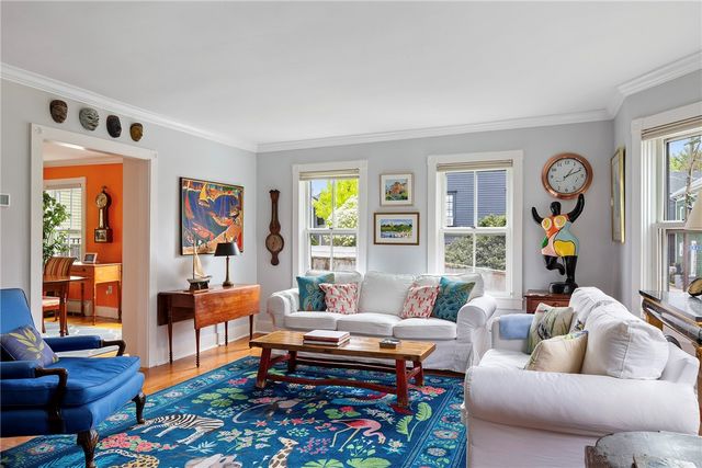 15 Cross Street, Newport, RI 02840