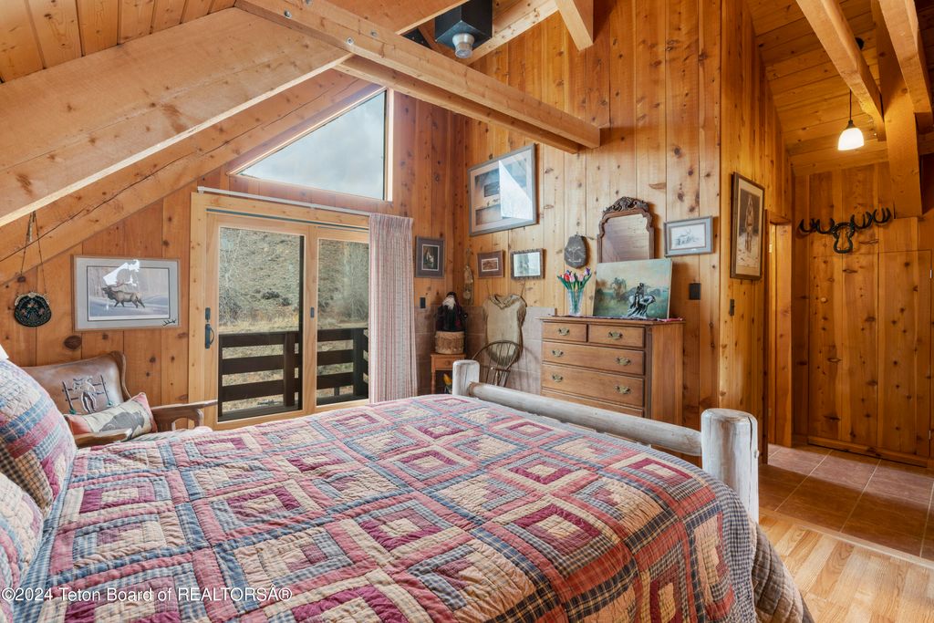 581 E FORK Road, Dubois, WY 82513 photo 40