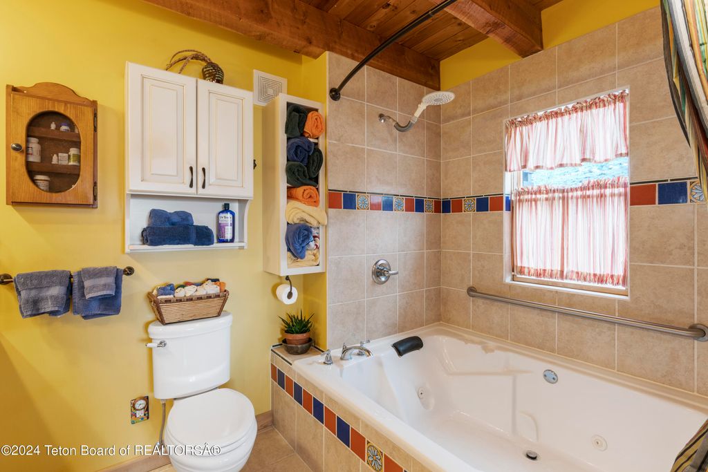 581 E FORK Road, Dubois, WY 82513 photo 51