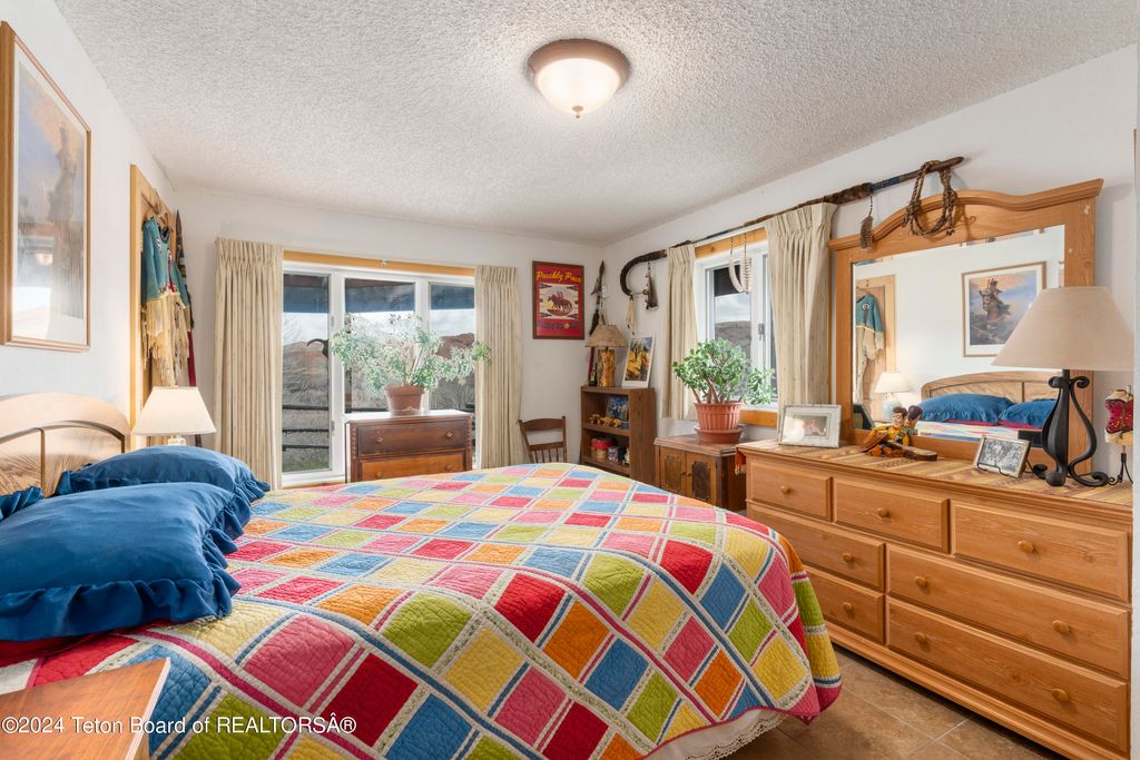 581 E FORK Road, Dubois, WY 82513 photo 59