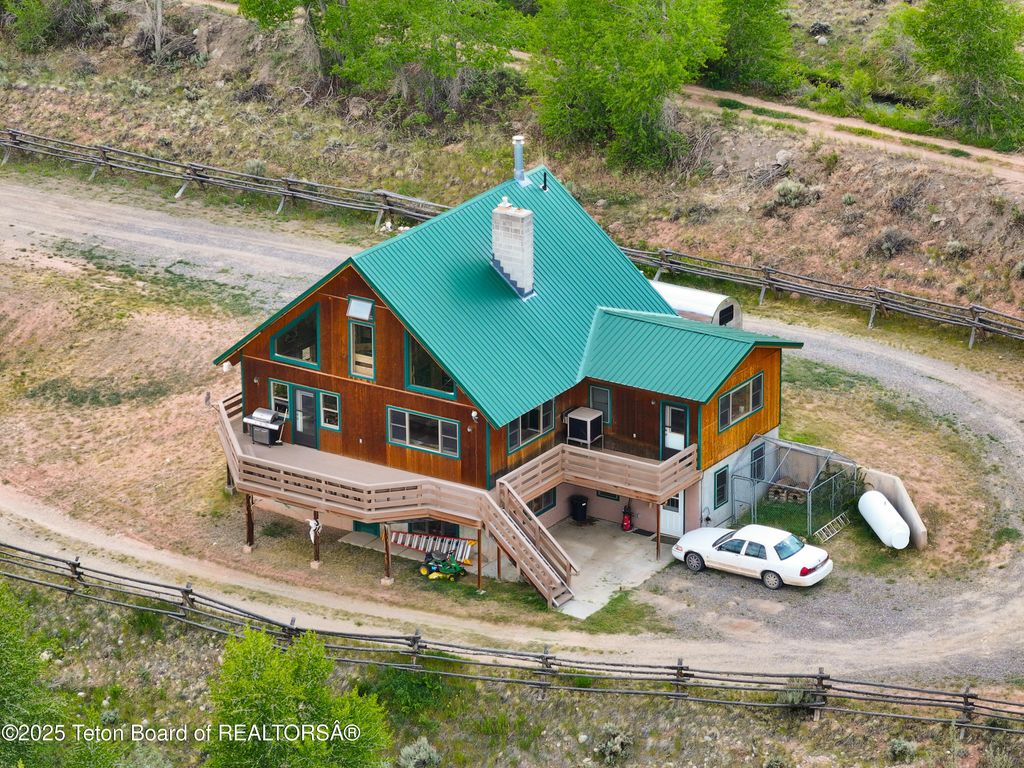 581 E FORK Road, Dubois, WY 82513 photo 66