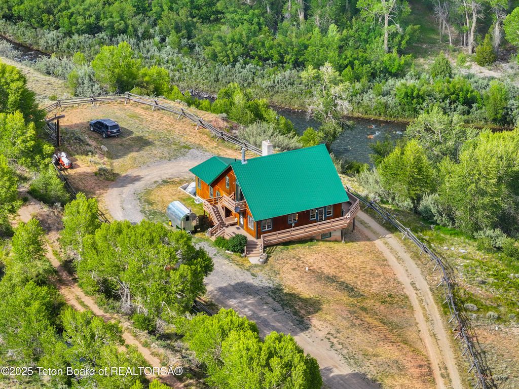 581 E FORK Road, Dubois, WY 82513 photo 69