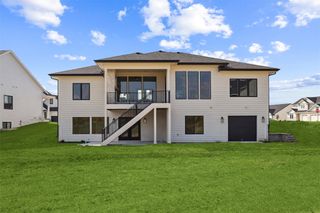 1430 NW Red Oak Drive, Waukee, IA 50263