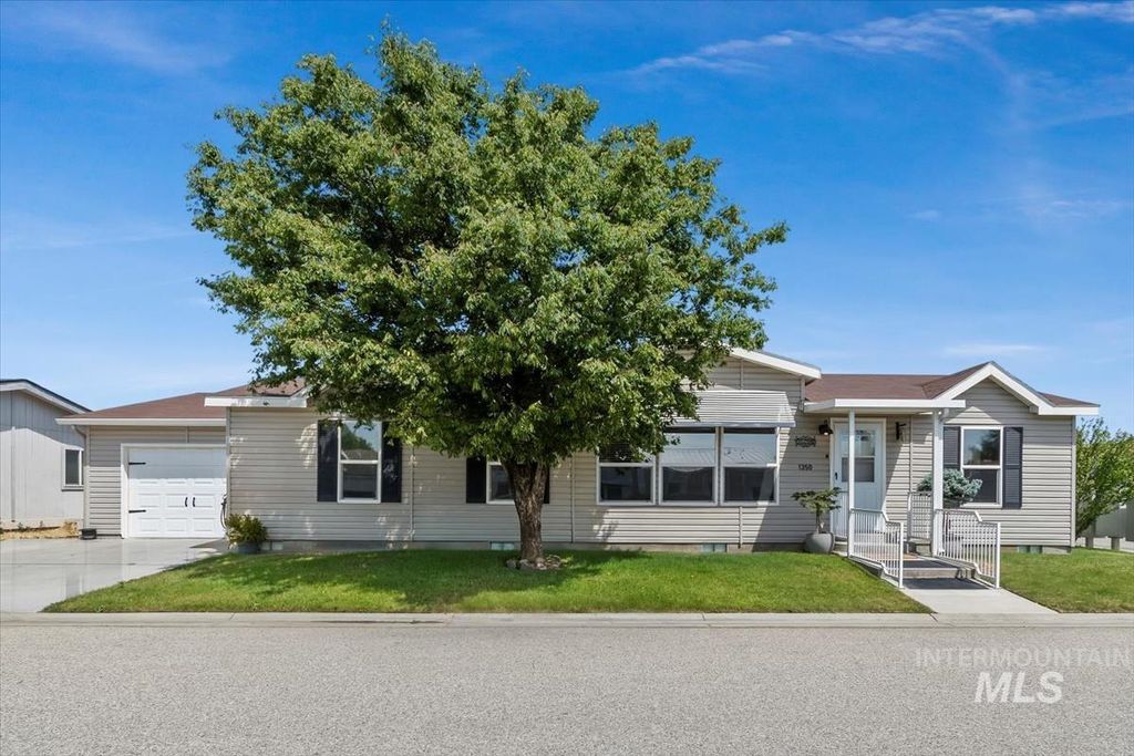 1350 Constitution Lane, Emmett, ID 83617