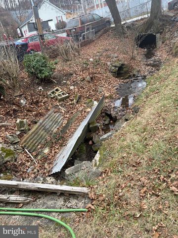 120 DOE RUN RD, Coatesville, PA 19320