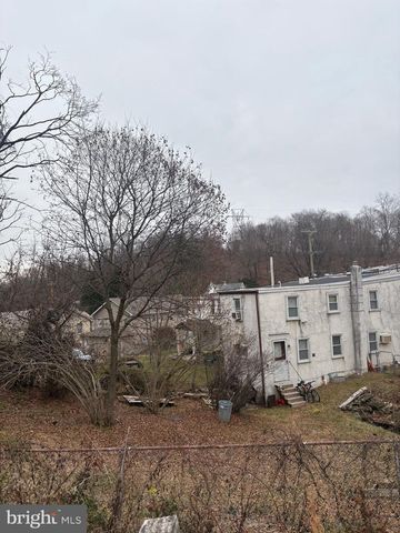 120 DOE RUN RD, Coatesville, PA 19320