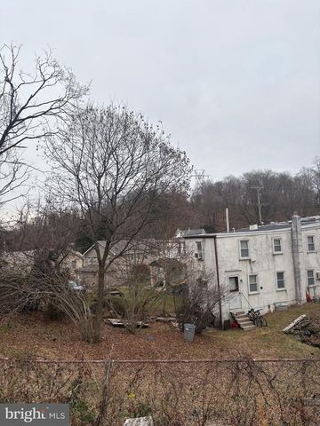 120 DOE RUN RD, Coatesville, PA 19320