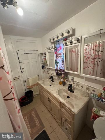 310 NECTARINE ST, Harrisburg, PA 17104