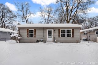 814 Woolsey Drive Sw, City Of Grand Rapids, MI 49503