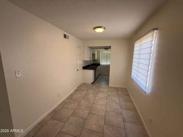8450 N 34TH Drive, Phoenix, AZ 85051