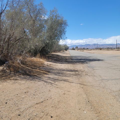 Walpole Avenue, California City, CA 93505