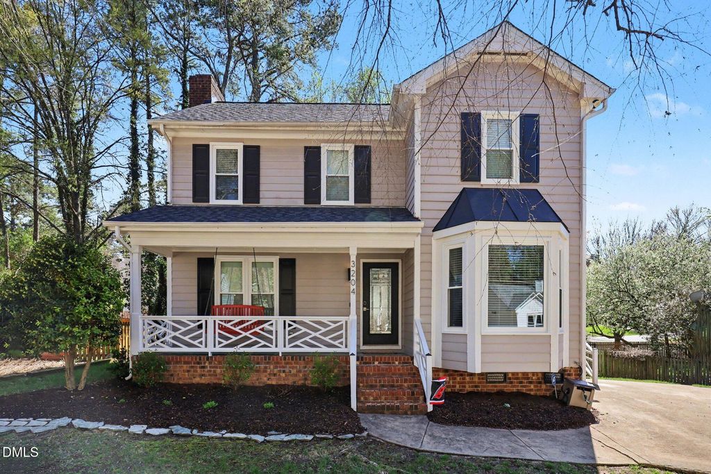 3204 Flintshire Road, Raleigh, NC 27604