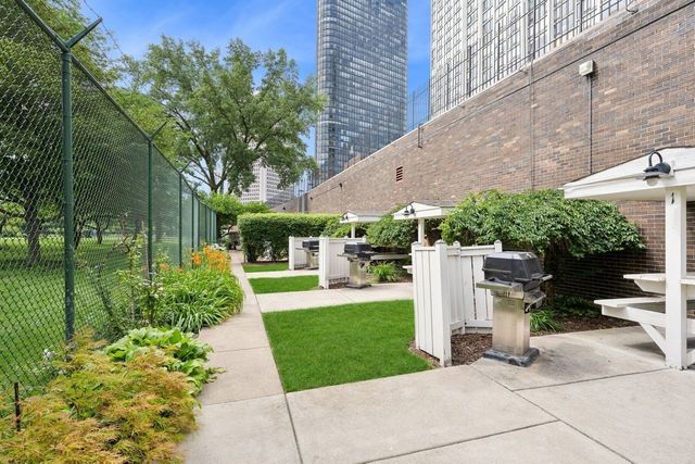 5455 N Sheridan Road 1812, Chicago, IL 60640
