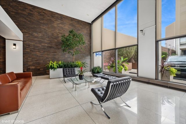 5455 N Sheridan Road 1812, Chicago, IL 60640