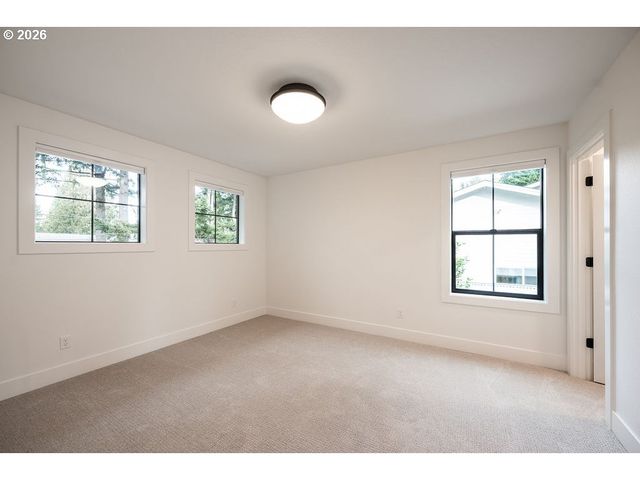 2764 GLEN HAVEN Rd, Lake Oswego, OR 97034