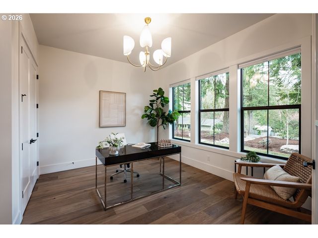 2764 GLEN HAVEN Rd, Lake Oswego, OR 97034