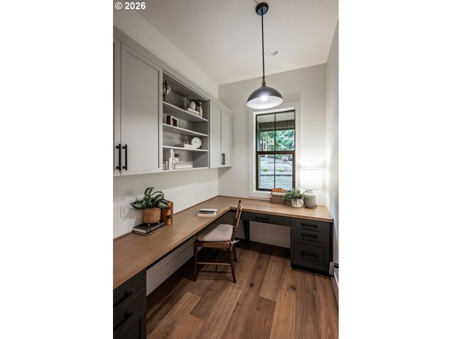 2764 GLEN HAVEN Rd, Lake Oswego, OR 97034