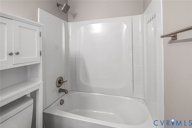 2307 Whitcomb St, Richmond, VA 23223
