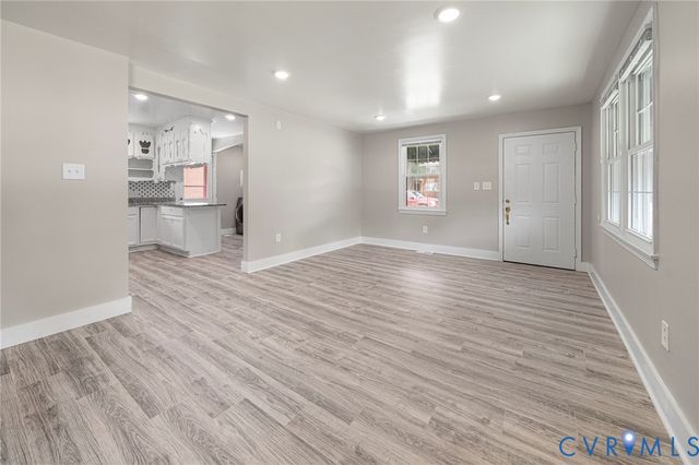 2307 Whitcomb St, Richmond, VA 23223